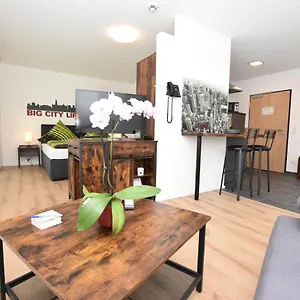 Boardinghouse Henschelstrasse Apartahotel