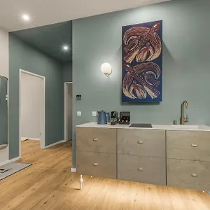 Kalm - A Design Apartahotel